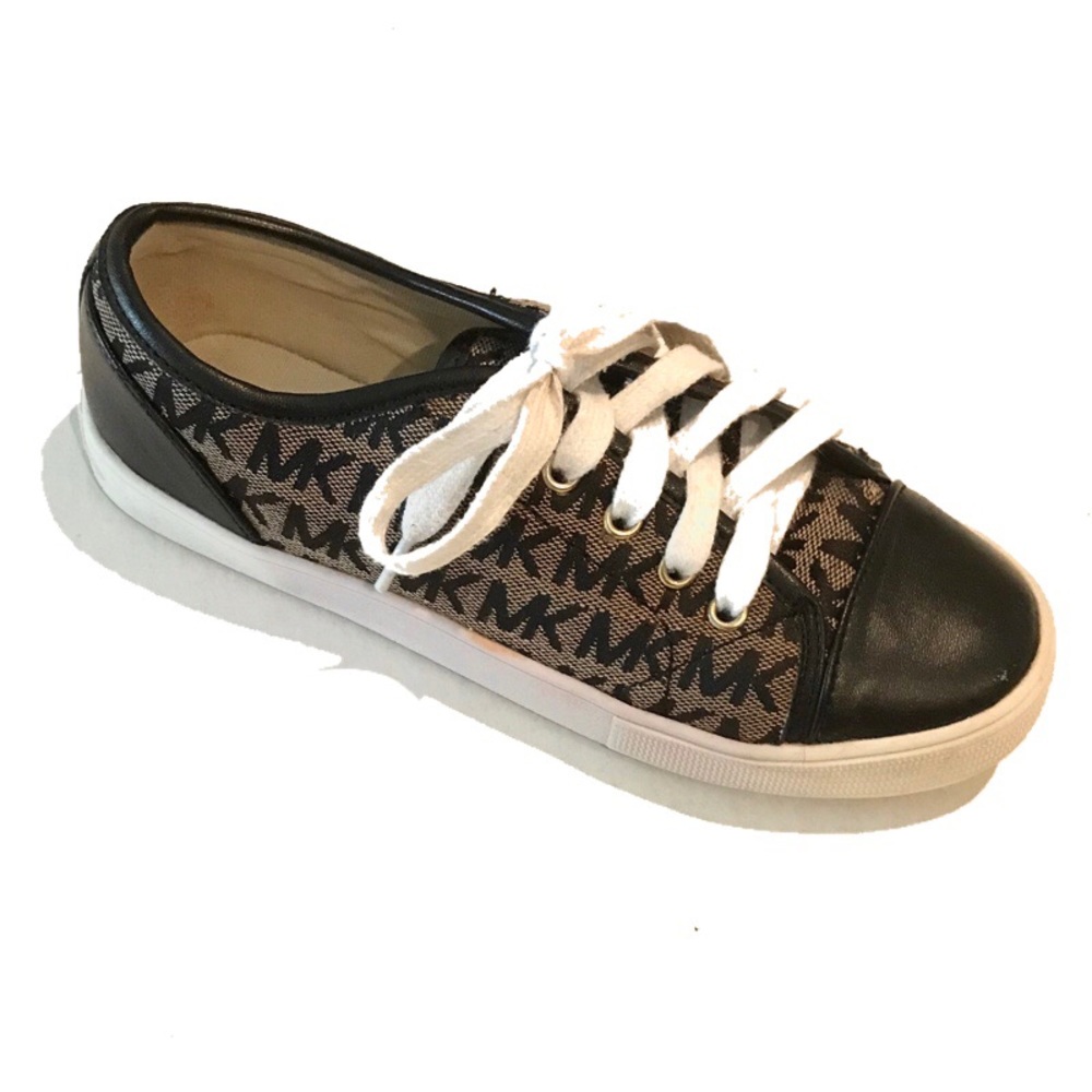 Michael Kors Youth Sneakers, Sz 2 Girls/Boys EUC
